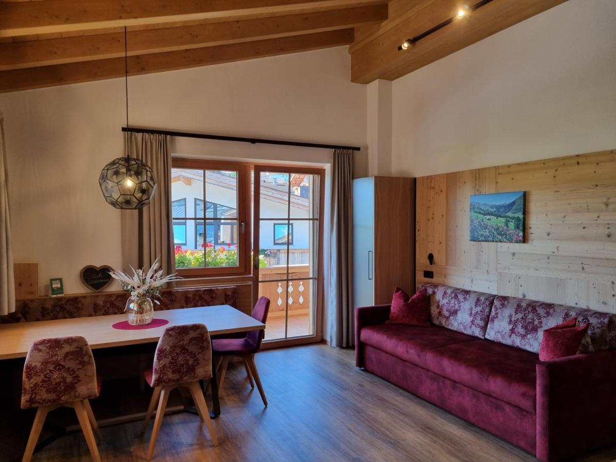 Greidlhof Alpstyle Apartments Fuegen Ngoại thất bức ảnh
