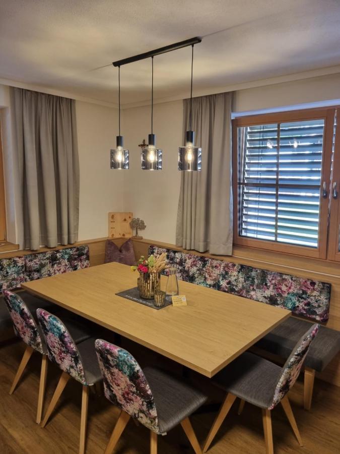 Greidlhof Alpstyle Apartments Fuegen Ngoại thất bức ảnh