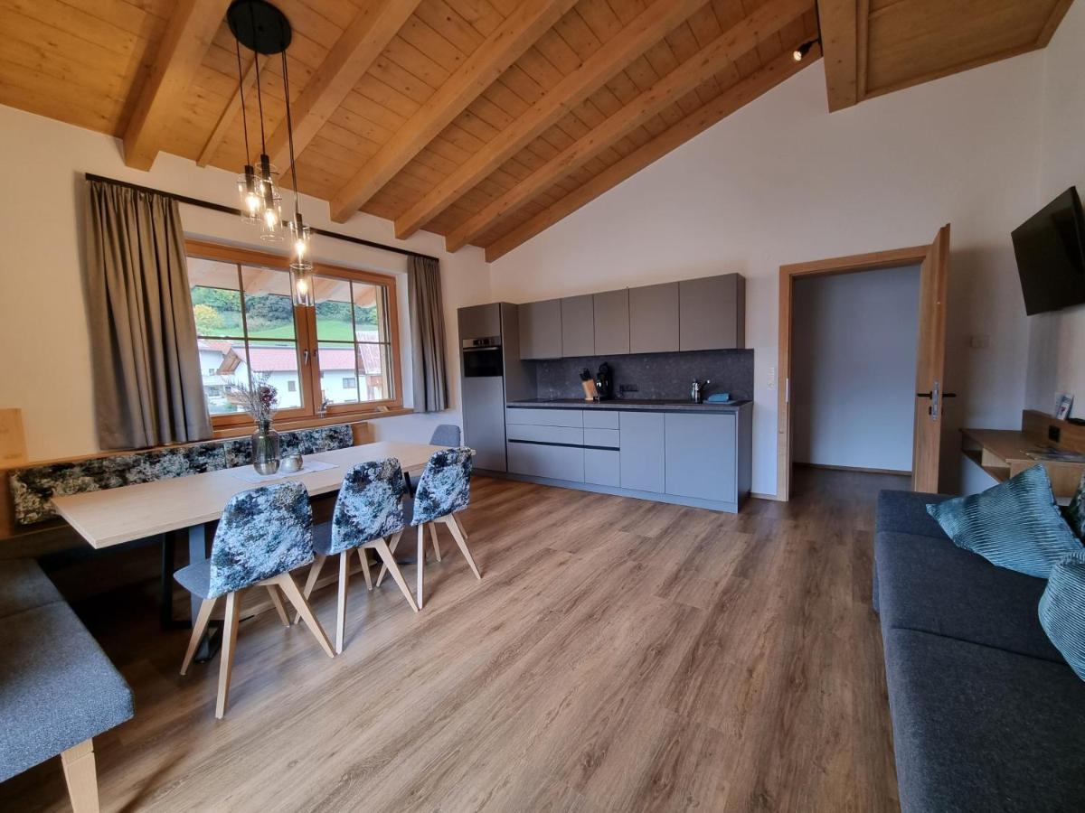 Greidlhof Alpstyle Apartments Fuegen Ngoại thất bức ảnh