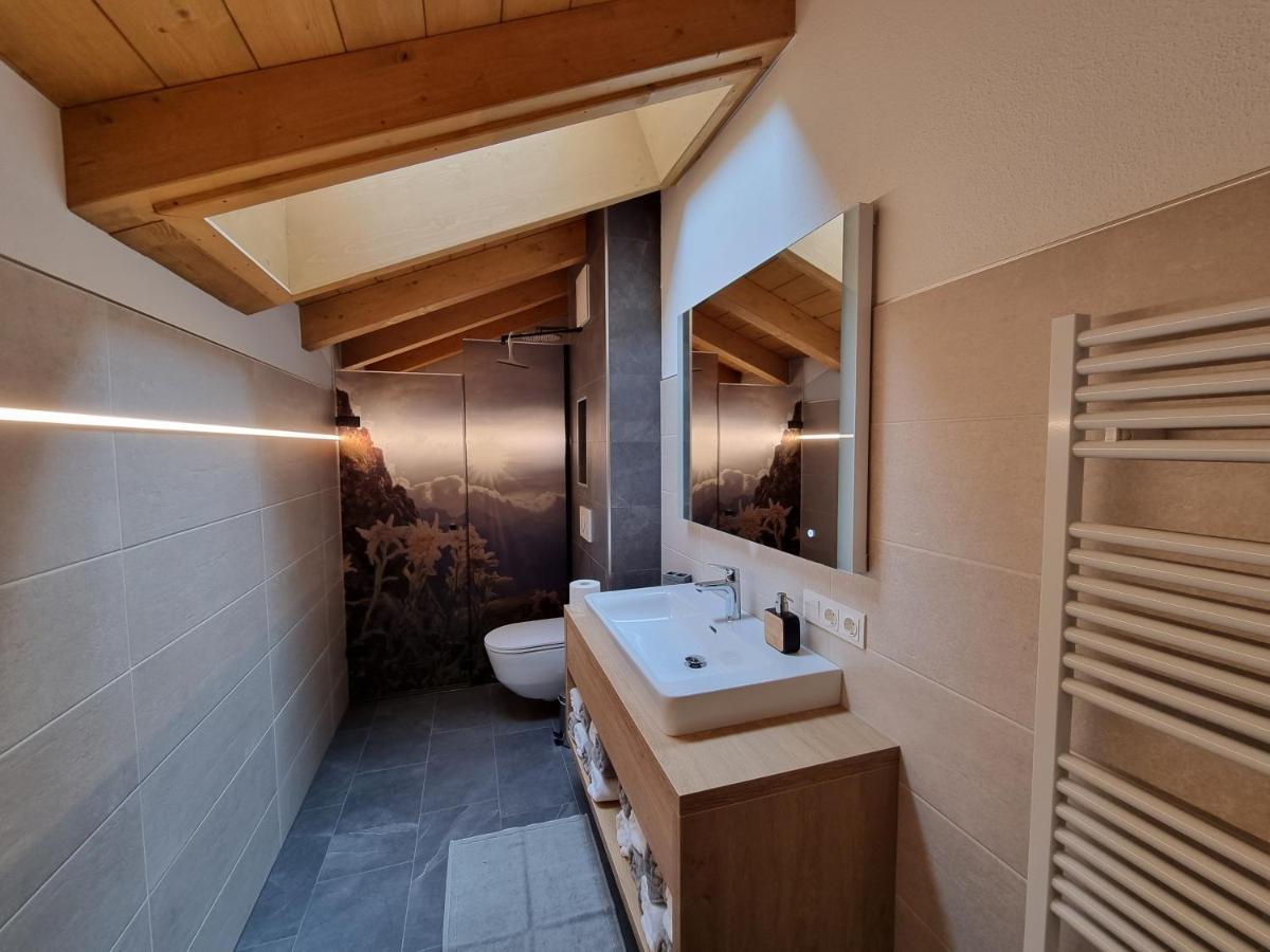 Greidlhof Alpstyle Apartments Fuegen Ngoại thất bức ảnh
